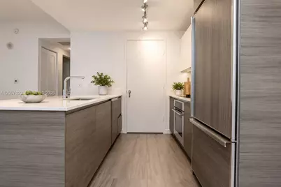 1100 S Miami Ave #2908, Miami, FL 33130 - Photo 3