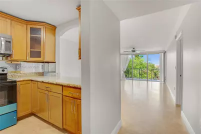 13120 SW 92nd Ave #B-409, Miami, FL 33176 - Photo 11