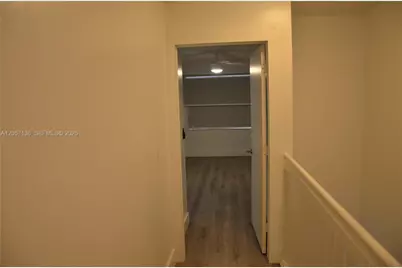 351 SW 121st Ave, Pembroke Pines, FL 33025 - Photo 17