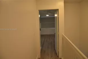 351 SW 121st Ave, Pembroke Pines, FL 33025 - Photo 17