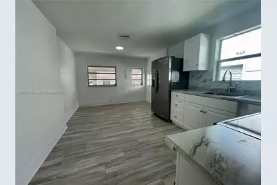 1520 SW 10th St, Miami, FL 33135 - Photo 9