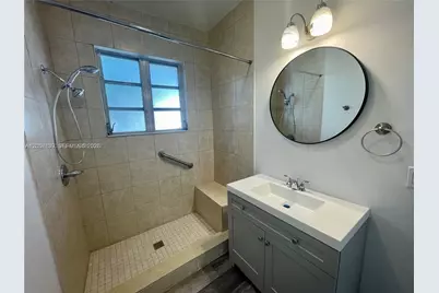 1520 SW 10th St, Miami, FL 33135 - Photo 15