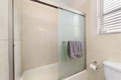 4521 NE 21st Ave #1, Fort Lauderdale, FL 33308 - Photo 17