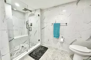 1717 N Bayshore Dr, Miami, FL 33132 - Photo 15