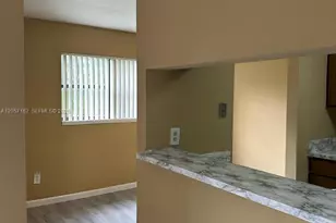4047 NW 87th Ave, Sunrise, FL 33351 - Photo 9