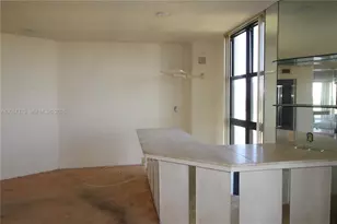 1000 Quayside Terrace, Miami, FL 33138 - Photo 9