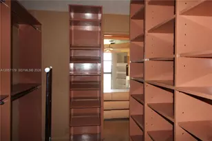 1000 Quayside Terrace, Miami, FL 33138 - Photo 15