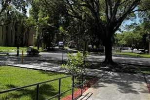 14525 N Kendall Dr, Miami, FL 33186 - Photo 1