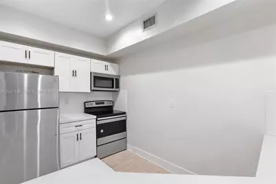 747 Michigan Ave #301, Miami Beach, FL 33139 - Photo 3
