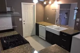 7521 NW 23rd St, Sunrise, FL 33313 - Photo 1