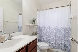15585 SW 176th Terr, Miami, FL 33187 - Photo 17