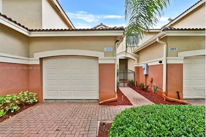 3897 Tree Top Dr, Weston, FL 33332 - Photo 3