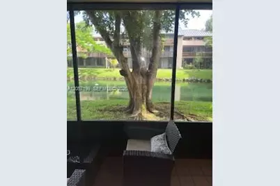 140 SW 96th Ter #102, Plantation, FL 33324 - Photo 11