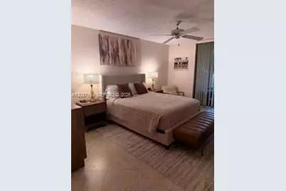 140 SW 96th Ter #102, Plantation, FL 33324 - Photo 5