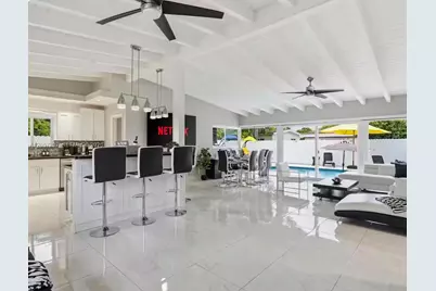 561 NE 172nd St, North Miami Beach, FL 33162 - Photo 23