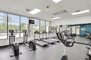100 Bayview Dr, Sunny Isles Beach, FL 33160 - Photo 11