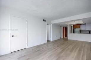 8000 SW 149th Ave, Miami, FL 33193 - Photo 15