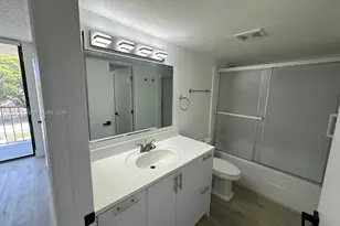 8000 SW 149th Ave, Miami, FL 33193 - Photo 19