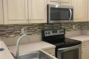 12162 SW 5th Ct, Pembroke Pines, FL 33025 - Photo 5