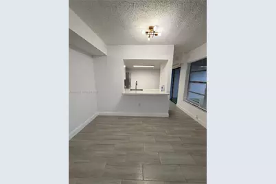 8187 NW 99 St #2265, Hialeah Gardens, FL 33016 - Photo 11