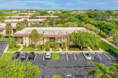325 Lakeview Dr #102, Weston, FL 33326 - Photo 17