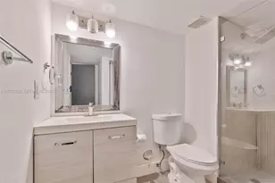 325 Lakeview Dr, Weston, FL 33326 - Photo 11