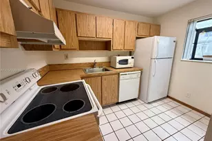 114 Gardens Dr, Pompano Beach, FL 33069 - Photo 5