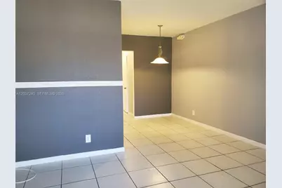 280 SW 11th Ave #18, Hallandale Beach, FL 33009 - Photo 5