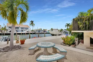 350 11th St, Key Colony, FL 33051 - Photo 27