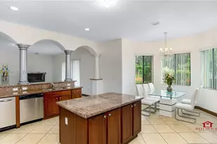 7833 SW 194th Terrace, Cutler Bay, FL 33157 - Photo 9