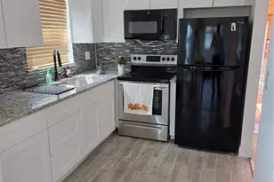 3048 E Sunrise Lakes Dr, Sunrise, FL 33322 - Photo 1