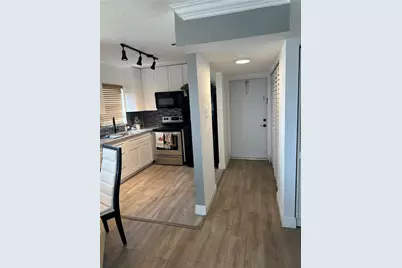 3048 E Sunrise Lakes Dr #421, Sunrise, FL 33322 - Photo 9