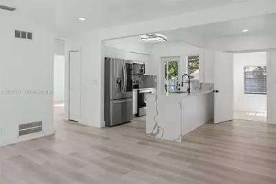 15694 NE 10th Ct, North Miami Beach, FL 33162 - Photo 9