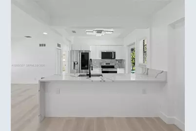 15694 NE 10th Ct, North Miami Beach, FL 33162 - Photo 11