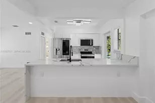 15694 NE 10th Ct, North Miami Beach, FL 33162 - Photo 11