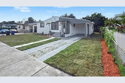 15694 NE 10th Ct, North Miami Beach, FL 33162 - Photo 1
