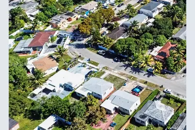 15694 NE 10th Ct, North Miami Beach, FL 33162 - Photo 5