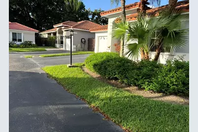 5758 NW 97th Pl, Doral, FL 33178 - Photo 1