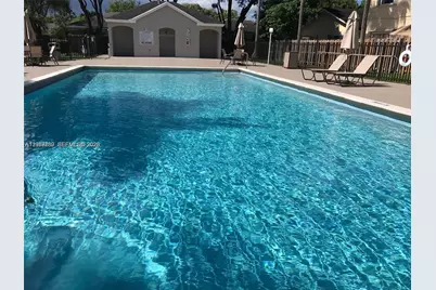 5758 NW 97th Pl, Doral, FL 33178 - Photo 17