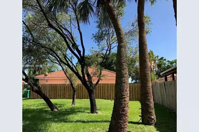 5758 NW 97th Pl, Doral, FL 33178 - Photo 29