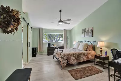 2260 W Discovery Cir W, Deerfield Beach, FL 33442 - Photo 39