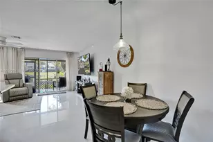 2260 W Discovery Cir W, Deerfield Beach, FL 33442 - Photo 13