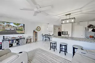 2260 W Discovery Cir W, Deerfield Beach, FL 33442 - Photo 29