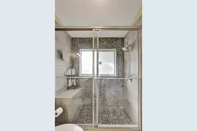 2260 W Discovery Cir W, Deerfield Beach, FL 33442 - Photo 47