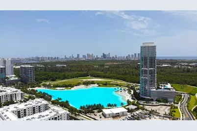2411 Laguna Circle #1903, North Miami, FL 33181 - Photo 1