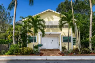 310 N Ocean Breeze, Lake Worth, FL 33460 - Photo 1