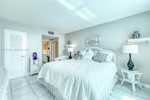 5701 Collins Ave, Miami Beach, FL 33140 - Photo 9