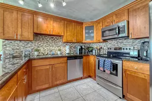 5701 Collins Ave, Miami Beach, FL 33140 - Photo 3