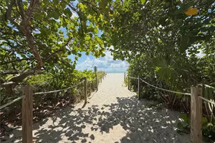 5701 Collins Ave, Miami Beach, FL 33140 - Photo 15