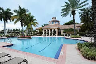 957 N Harbor View, Hollywood, FL 33019 - Photo 3